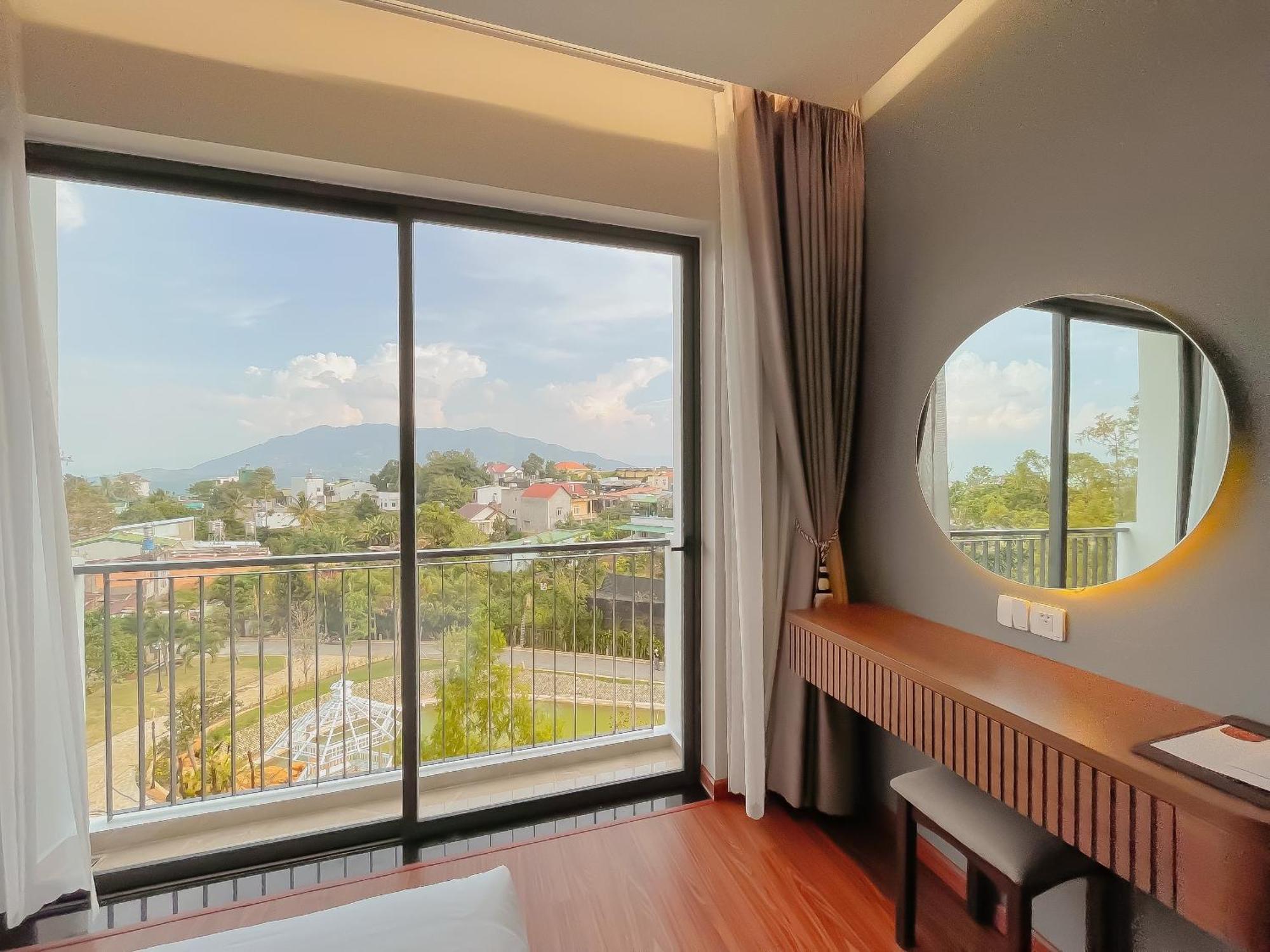 Sunflower Hotel & Resort Bao Loc Exterior photo